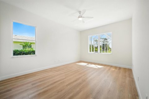 House in Port St. Lucie, Florida 3 bedrooms, 202.9 sq.m. № 2179595 - photo 8