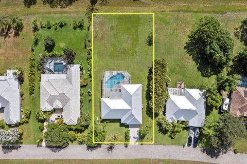 House in Port St. Lucie, Florida 3 bedrooms, 202.9 sq.m. № 2179595 - photo 27