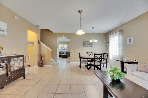 Casa en venta en Wesley Chapel, Florida, 5 dormitorios, 263.29 m2 № 1810475 - foto 15