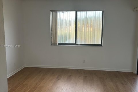 Touwnhouse à louer à Boynton Beach, Floride: 2 chambres, 107.21 m2 № 1970470 - photo 10