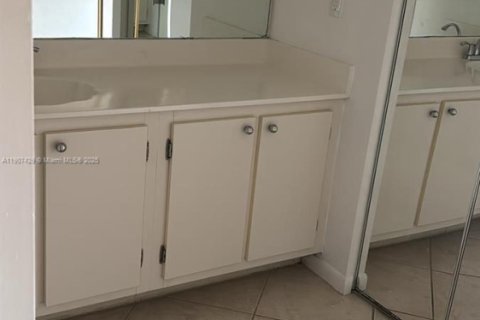 Touwnhouse à louer à Boynton Beach, Floride: 2 chambres, 107.21 m2 № 1970470 - photo 8