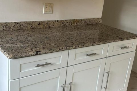 Touwnhouse à louer à Boynton Beach, Floride: 2 chambres, 107.21 m2 № 1970470 - photo 3