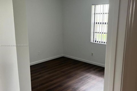 Copropriété à vendre à Sunrise, Floride: 3 chambres, 111.02 m2 № 1933804 - photo 3