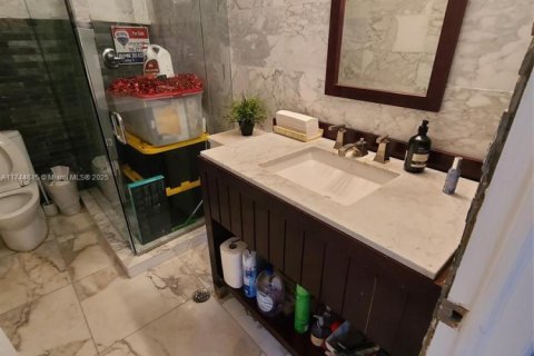 Immobilier commercial à vendre à Miami, Floride № 1985472 - photo 7