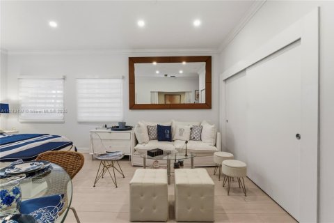 Copropriété à louer à Miami Beach, Floride: 41.81 m2 № 2038006 - photo 3