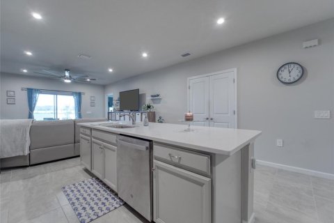House in Port Charlotte, Florida 3 bedrooms, 140.56 sq.m. № 2093150 - photo 19