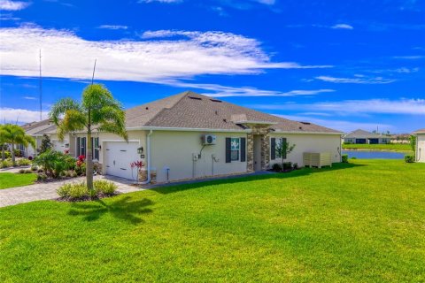 House in Port Charlotte, Florida 3 bedrooms, 140.56 sq.m. № 2093150 - photo 4