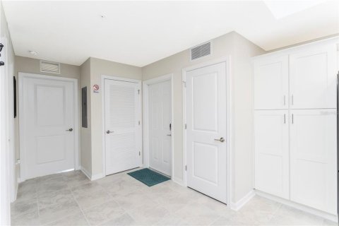 Купить кондоминиум в Киссимми, Флорида 3 комнаты, 123.47м2, № 2206106 - фото 8