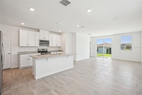 Casa en venta en Plant City, Florida, 4 dormitorios, 201.41 m2 № 1634722 - foto 4