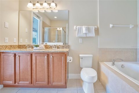 House in Kissimmee, Florida 10 bedrooms, 438.87 sq.m. № 2115409 - photo 24