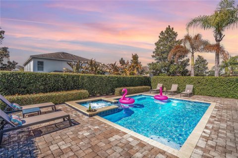 House in Kissimmee, Florida 10 bedrooms, 438.87 sq.m. № 2115409 - photo 2