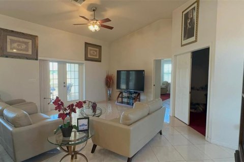 Casa en alquiler en Myakka City, Florida, 3 dormitorios, 192.87 m2 № 1662484 - foto 8