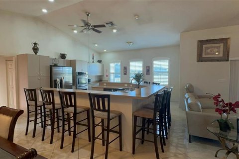 Casa en alquiler en Myakka City, Florida, 3 dormitorios, 192.87 m2 № 1662484 - foto 6