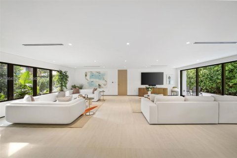 Casa en alquiler en Miami Beach, Florida, 4 dormitorios, 304.81 m2 № 2010785 - foto 4