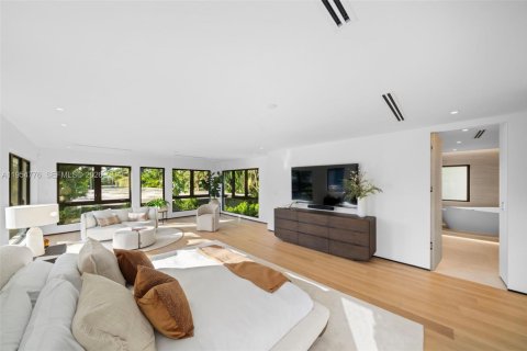 Casa en alquiler en Miami Beach, Florida, 4 dormitorios, 304.81 m2 № 2010785 - foto 17