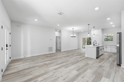 Villa ou maison à vendre à Dunnellon, Floride: 3 chambres, 142.05 m2 № 2419121 - photo 12