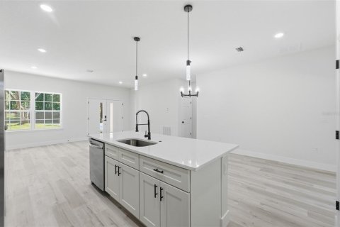 Villa ou maison à vendre à Dunnellon, Floride: 3 chambres, 142.05 m2 № 2419121 - photo 17