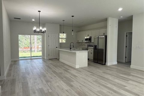 Villa ou maison à vendre à Dunnellon, Floride: 3 chambres, 142.05 m2 № 2419121 - photo 4