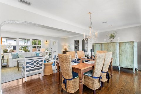 Casa en venta en Saint Petersburg, Florida, 3 dormitorios, 207.45 m2 № 1629585 - foto 7