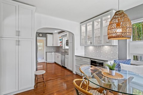 Casa en venta en Saint Petersburg, Florida, 3 dormitorios, 207.45 m2 № 1629585 - foto 21