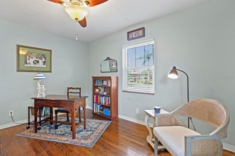 Casa en venta en Saint Petersburg, Florida, 3 dormitorios, 207.45 m2 № 1629585 - foto 27