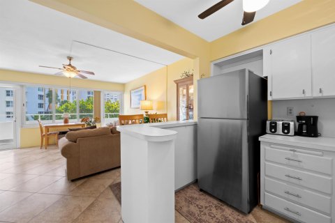 Copropriété à vendre à Lauderdale-by-the-Sea, Floride: 1 chambre, 61.32 m2 № 2439206 - photo 3