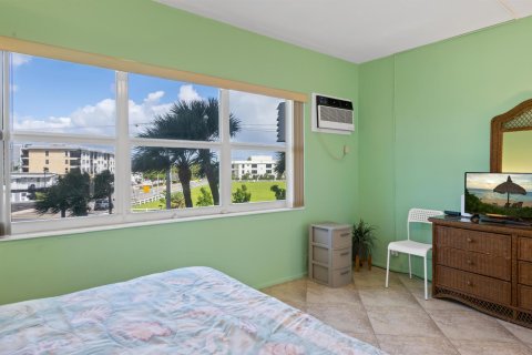 Copropriété à vendre à Lauderdale-by-the-Sea, Floride: 1 chambre, 61.32 m2 № 2439206 - photo 8