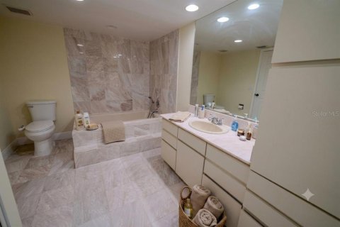 Copropriété à vendre à Largo, Floride: 3 chambres, 169.08 m2 № 2167111 - photo 14