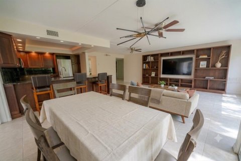 Copropriété à vendre à Largo, Floride: 3 chambres, 169.08 m2 № 2167111 - photo 9