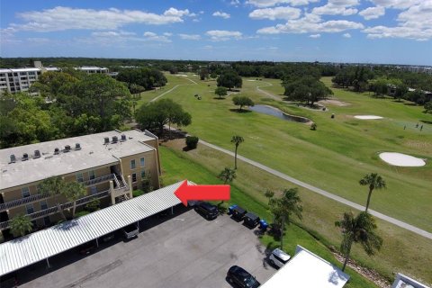 Condo in Largo, Florida, 3 bedrooms  № 2167111