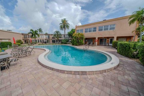 Copropriété à vendre à Largo, Floride: 3 chambres, 169.08 m2 № 2167111 - photo 28