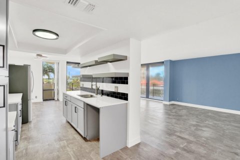 Купить кондоминиум в Ривьера-Бич, Флорида 3 комнаты, 132.29м2, № 2180665 - фото 12