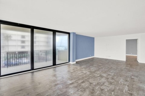 Купить кондоминиум в Ривьера-Бич, Флорида 3 комнаты, 132.29м2, № 2180665 - фото 20