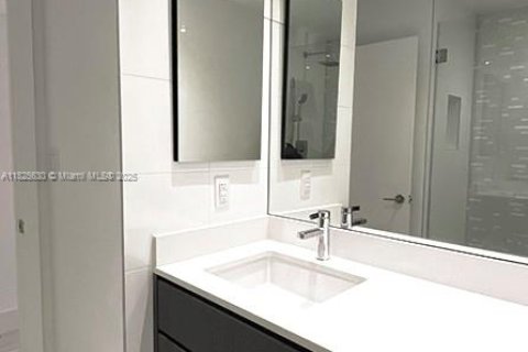 Condominio en venta en Miami, Florida, 30.1 m2 № 1977535 - foto 8
