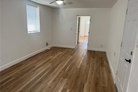 Villa ou maison à louer à Sarasota, Floride: 3 chambres, 168.43 m2 № 1758186 - photo 7