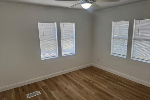 Villa ou maison à louer à Sarasota, Floride: 3 chambres, 168.43 m2 № 1758186 - photo 13