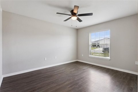 Villa ou maison à vendre à Auburndale, Floride: 3 chambres, 192.68 m2 № 2388545 - photo 7