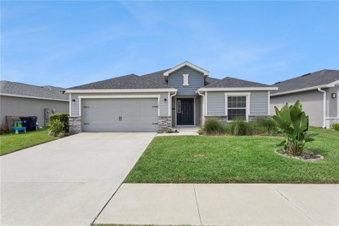 Villa ou maison à Auburndale, Floride 3 chambres, 192.68 m2 № 2388545