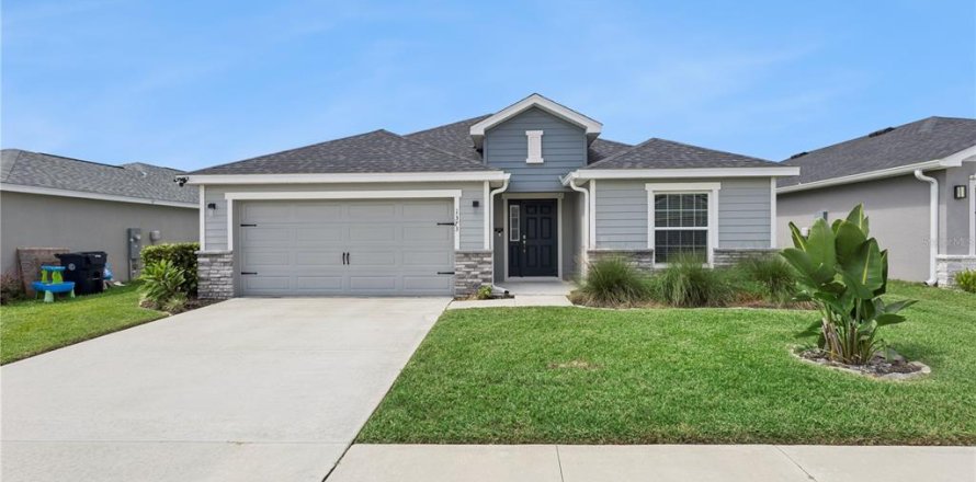 Villa ou maison à Auburndale, Floride 3 chambres, 192.68 m2 № 2388545