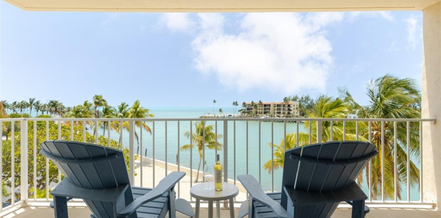Condo in Marathon, Florida, 1 bedroom № 1742168