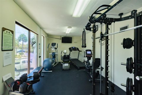 Condo in Marathon, Florida, 1 bedroom  № 1742168 - photo 30
