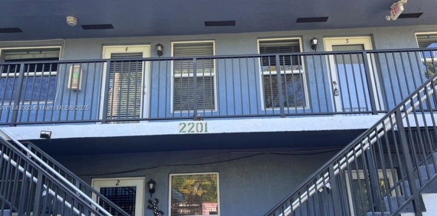 Appartement à Fort Lauderdale, Floride 1 chambre, 295.06 m2 № 1867387
