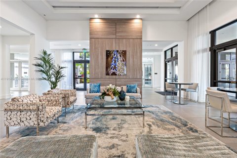 Condo in Doral, Florida, 2 bedrooms  № 1970027 - photo 22