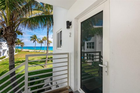 Copropriété à louer à Hillsboro Beach, Floride: 2 chambres, 92.9 m2 № 2168802 - photo 27