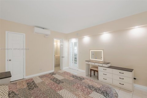 Copropriété à louer à Hillsboro Beach, Floride: 2 chambres, 92.9 m2 № 2168802 - photo 21