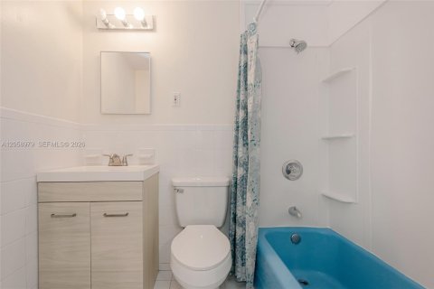 Copropriété à louer à Hillsboro Beach, Floride: 2 chambres, 92.9 m2 № 2168802 - photo 18