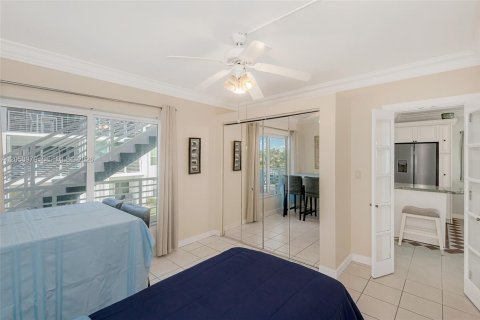 Copropriété à louer à Hillsboro Beach, Floride: 2 chambres, 92.9 m2 № 2168802 - photo 16