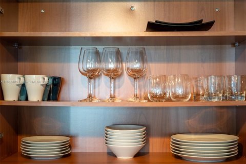 Снять в аренду кондоминиум в Майами, Флорида 1 спальня, 68.38м2, № 2034502 - фото 14