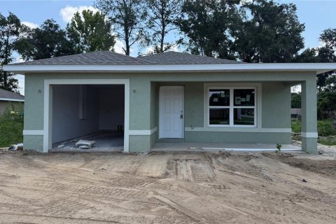 House in Summerfield, Florida 3 bedrooms, 121.79 sq.m. № 2199299