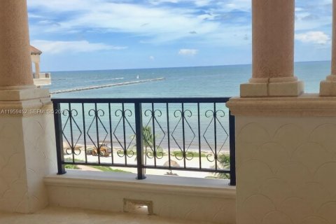 Купить кондоминиум в Майами-Бич, Флорида 3 спальни, 248.14м2, № 2017955 - фото 8